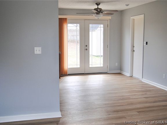 3rd image of 3006 Crums Lane