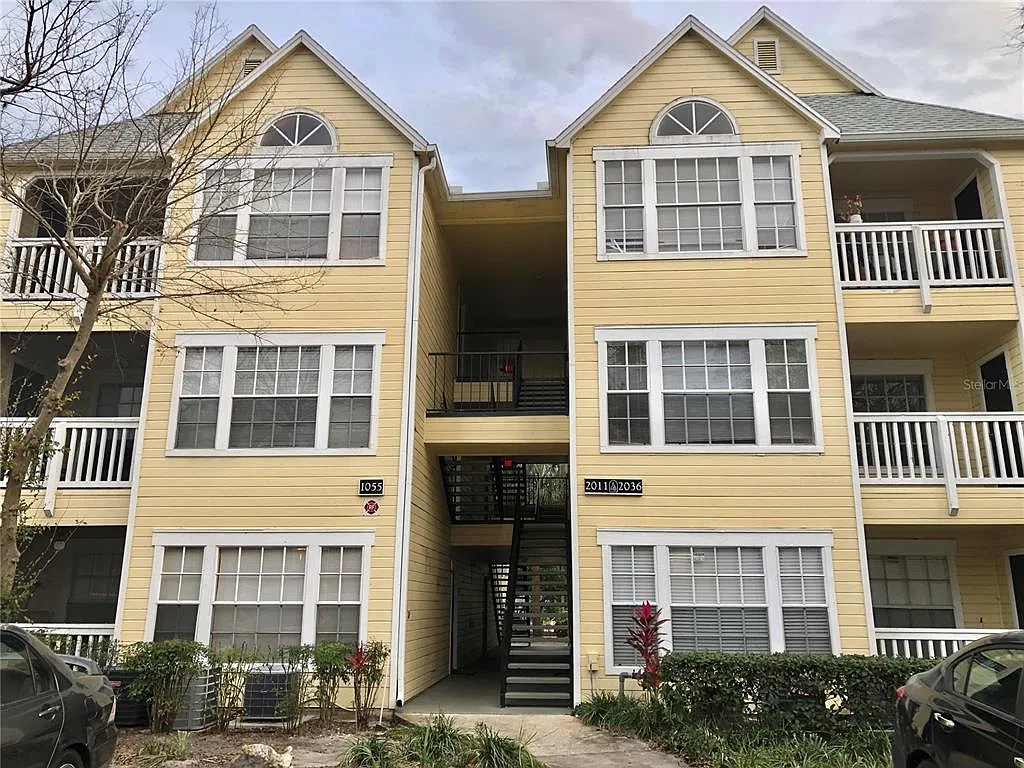 1 bed, 1.0 bath, 627 sqft, $1,300 — Photo 1