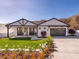 487 Lincoln Dr, Ventura, CA 93001