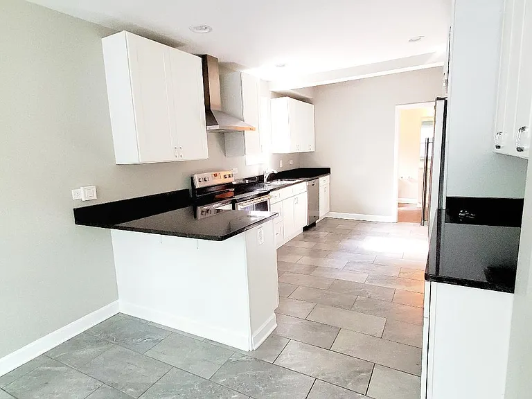 628 Onwentsia Ave #1 — Photo 8