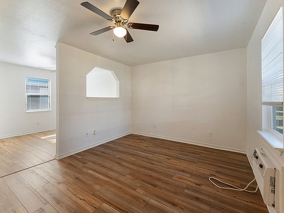 2nd image of 720 Pritchett Ln #17