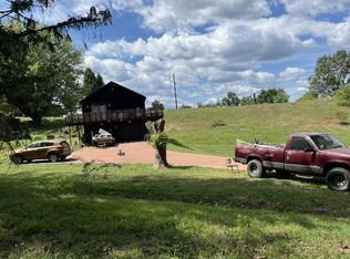 414 Whiteman Hill Rd, New Martinsville, WV 26155