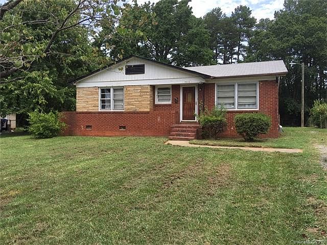 2nd image of 4512 Ridgeley Dr