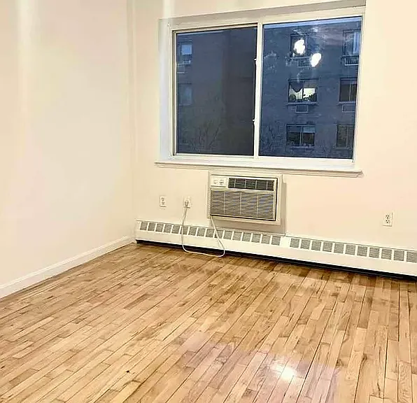 319 E 8th St #2B — Photo 21