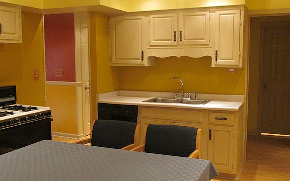 3rd image of 8740 164th St