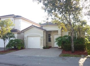 6701 NW 107th Ct, Doral, FL 33178