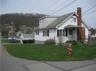 425 Pittsburgh St, West Newton, PA 15089