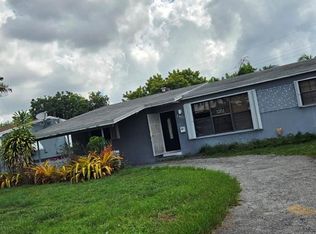 2401 Largo Dr, Hollywood, FL 33023