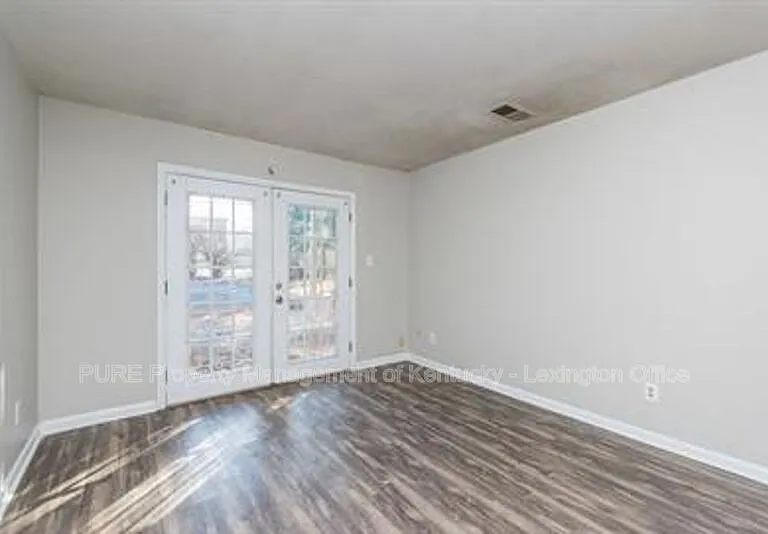 3736 Camelot Dr #A — Photo 2