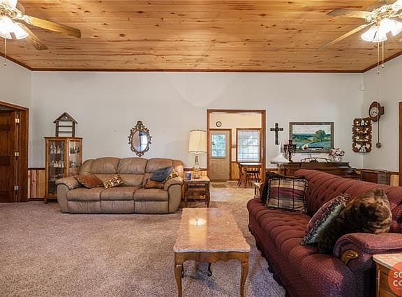 4th image of 125 Sherwood Dr