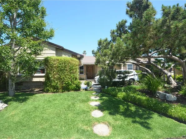 6010 S Garth Ave, Los Angeles, CA 90056