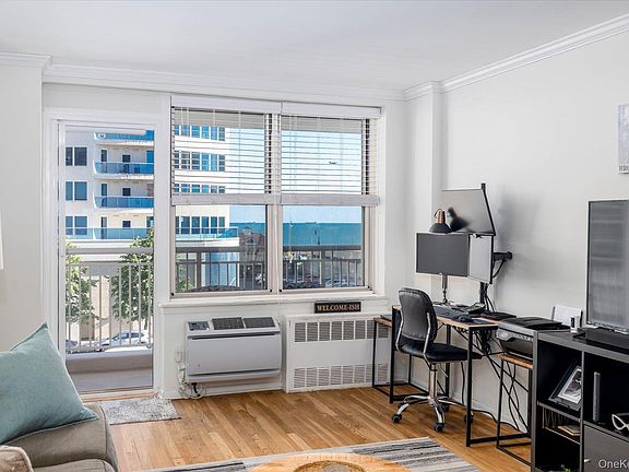 2nd image of 410 E Broadway #4C