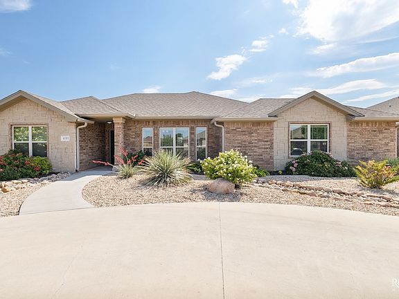 2nd image of 4193 Huntleigh Dr