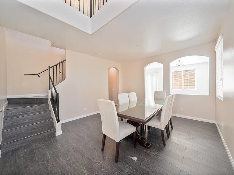 3072 Parkway Cir — Photo 3