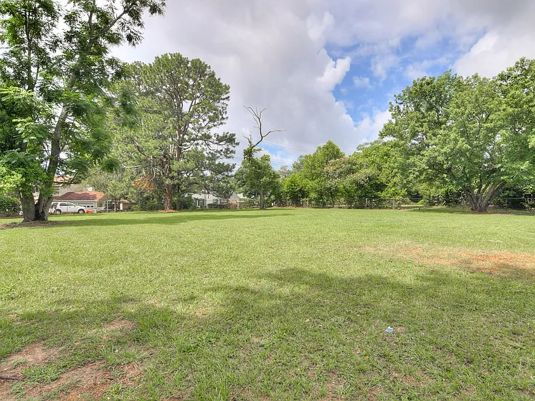 373 Westmont Dr — Photo 28