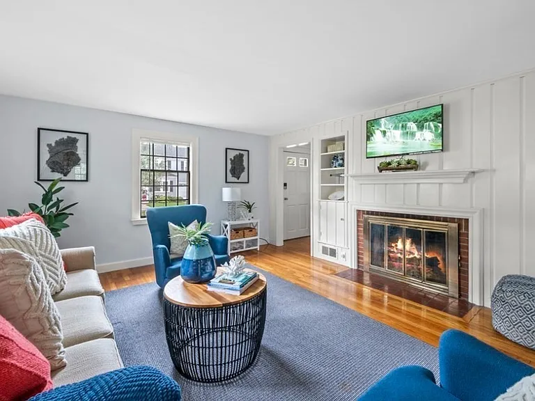 24 Hereford Rd — Photo 8