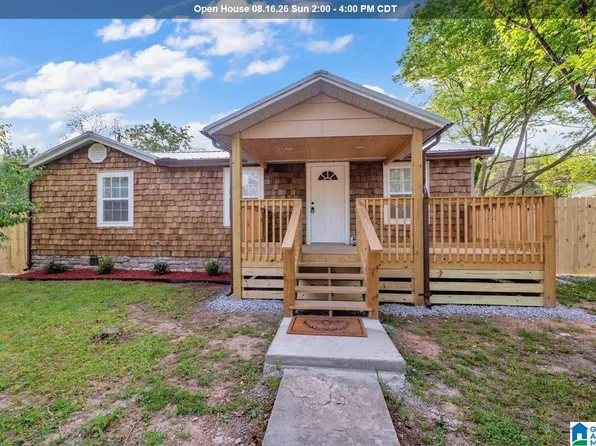 300 6th St, Docena, AL 35060