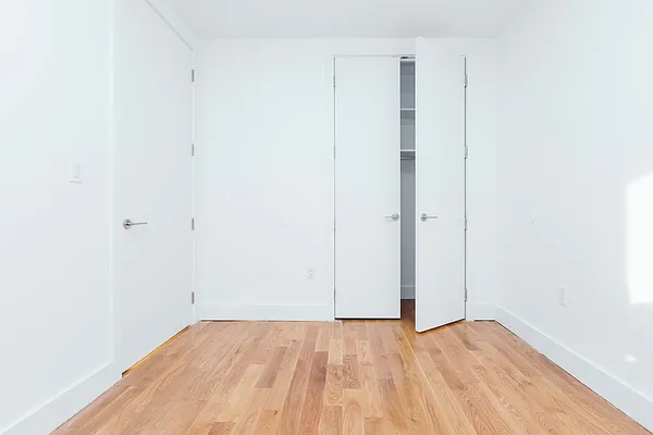 Rented by Nooklyn NYC LLC | media 9