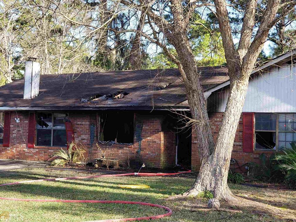 2nd image of 142 Bel Air Cir