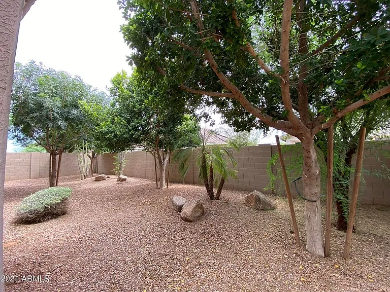 3549 E Apricot Ln — Photo 36