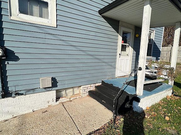 4th image of 1516 6th Ave