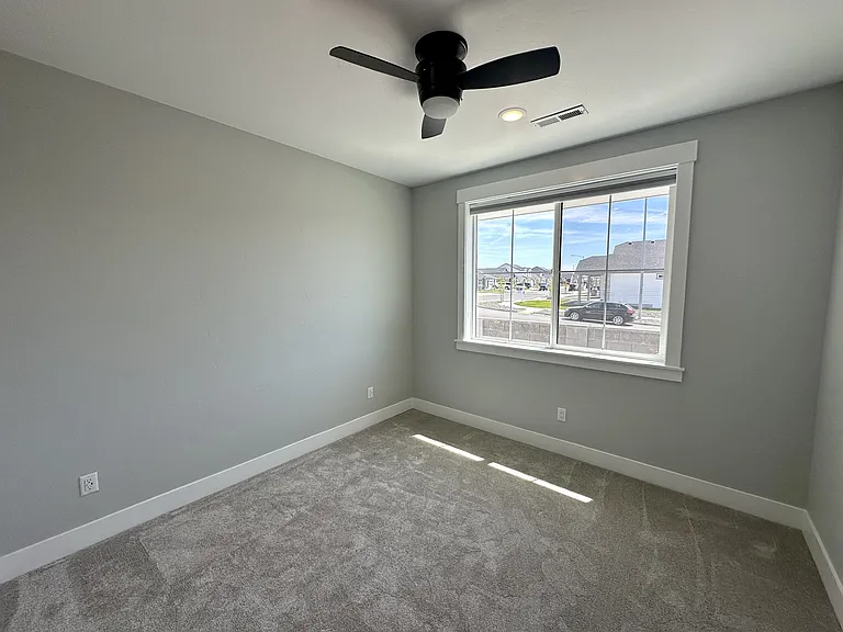 2285 Estate Ave — Photo 19