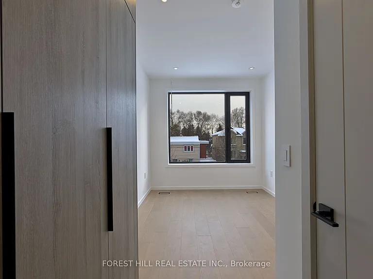 42 Cameron Ave — Photo 30