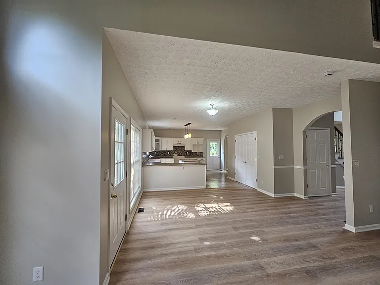 4514 Hopewell Rd — Photo 6