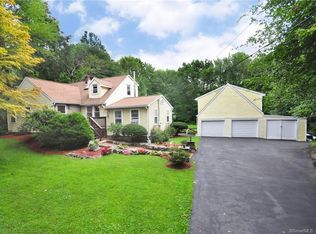 234 Jerome Ave, Burlington, CT 06013