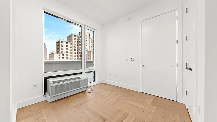 Rented by Nooklyn NYC LLC | media 4