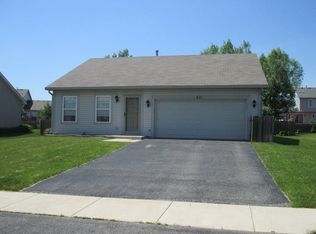 621 Kristen St, Plano, IL 60545