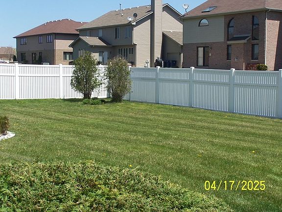 4th image of 21213 Sophia Dr