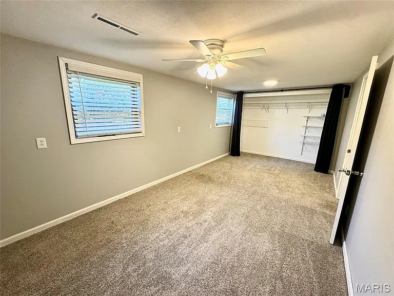2315 Williams St — Photo 34