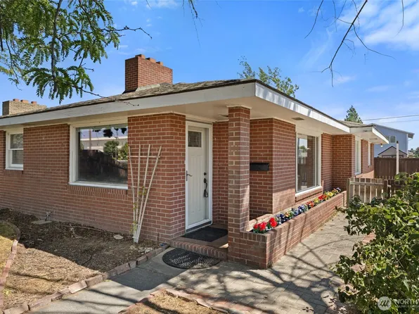 1145 W Ivy Avenue, Moses Lake, WA 98837