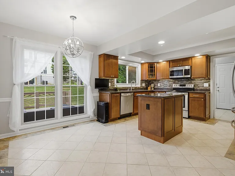 10734 Willow Oaks Dr — Photo 14