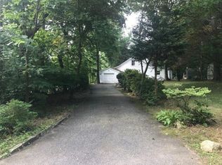 11 Miles Ave, White Plains, NY 10605