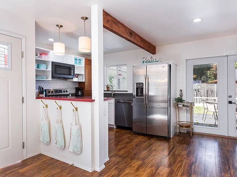 8293 Beach Way Dr — Photo 7
