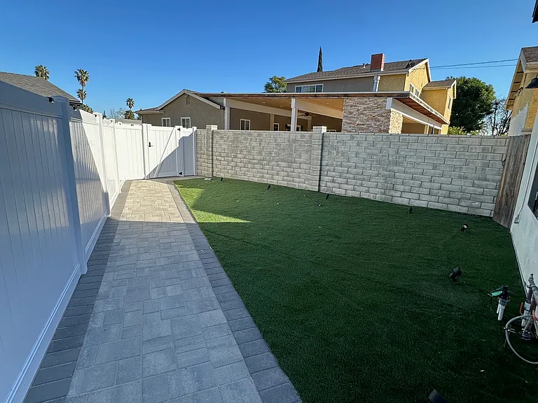 19550 Lanark St — Photo 18