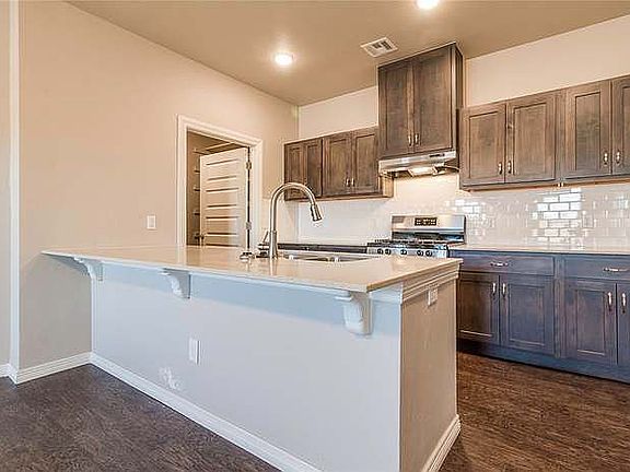 5th image of 2109 Camino Del Plaza Lane Ln