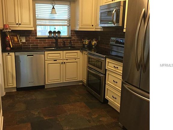 3rd image of 2415 E Marks St