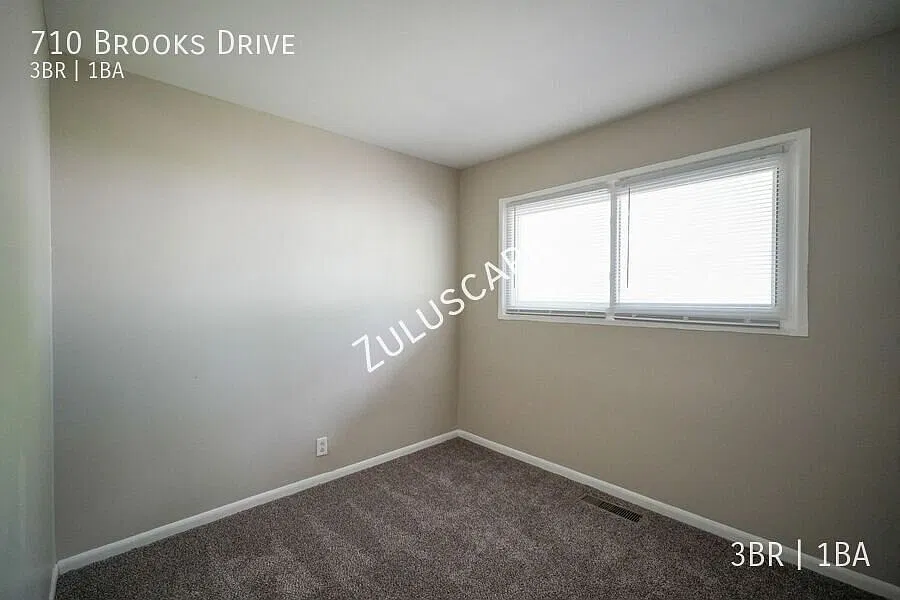 2 Free Month Rent!710 Brooks Drive / Newly Rehabbed 3/1 Ranch — Photo 3
