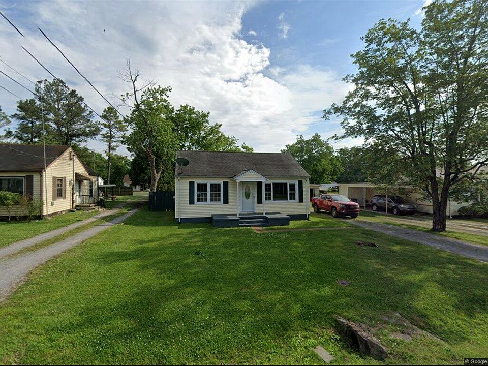 1st image of 208 Edgemont Dr