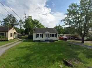 208 Edgemont Dr, Shelbyville, TN 37160