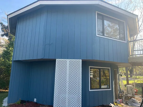 222 Fremont Ave, Huron, OH 44839