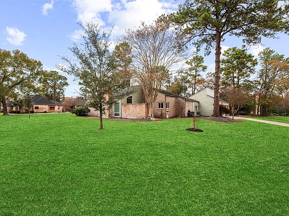 3rd image of 12802 Jarvis Rd