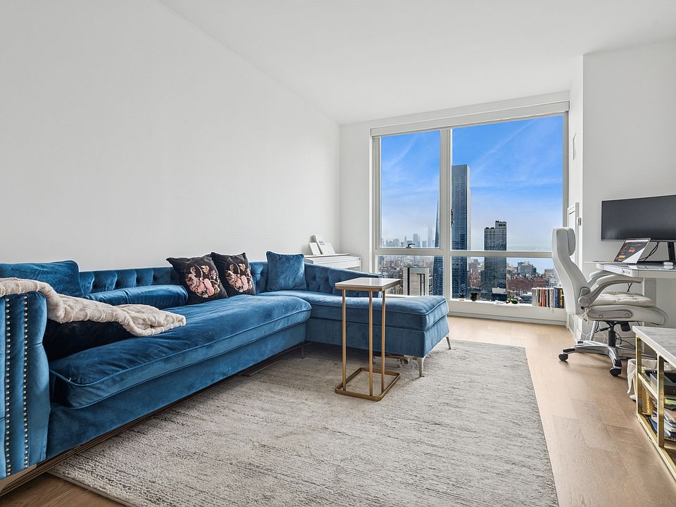 1st image of 460 W 42nd St APT 58G