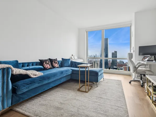 460 West 42nd Street 58G image 1 of 9