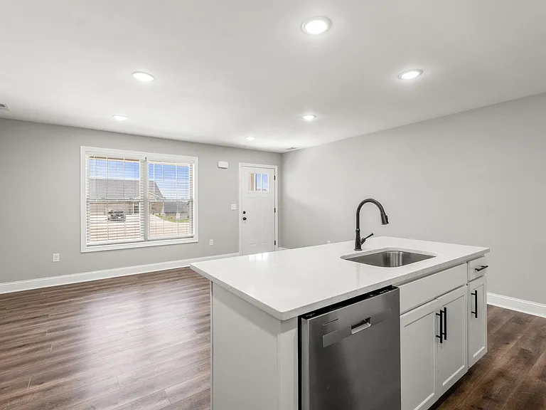 5009 Melana Way — Photo 10