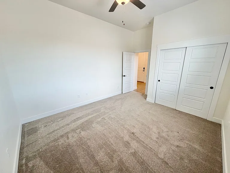 6011 S Bunda Way — Photo 10