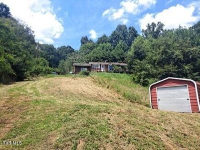 417 Bear Branch Rd, Roan Mountain, TN, 37687
